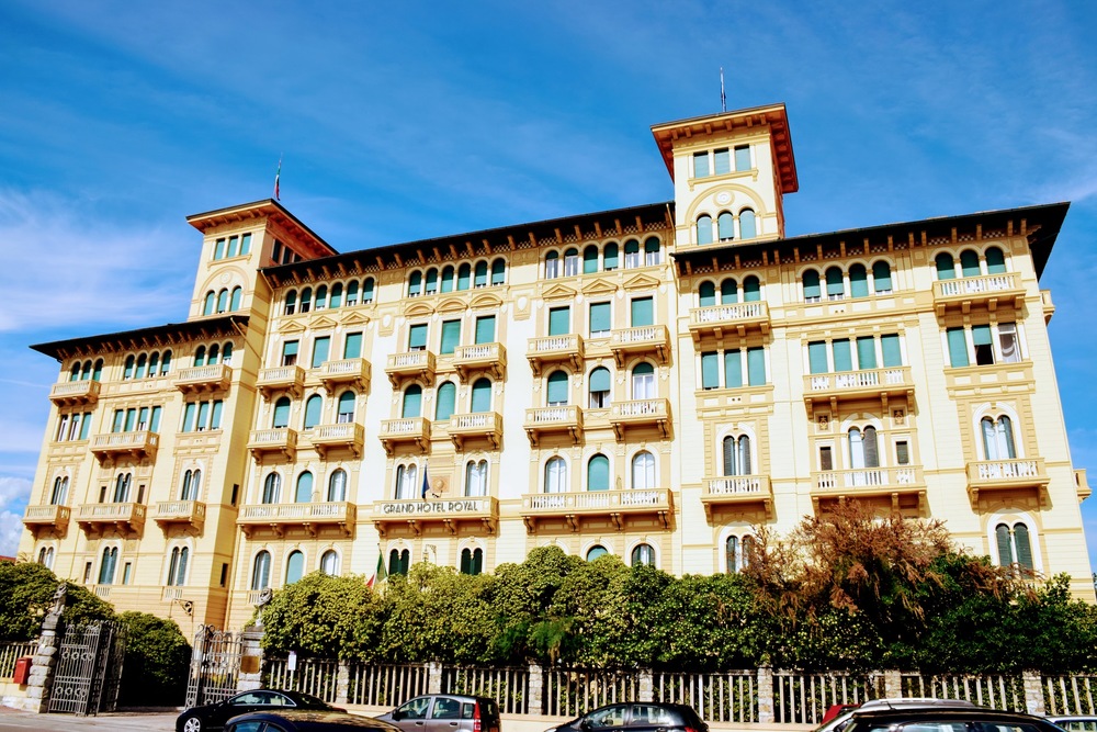 Lungomare Viareggio hotel royal