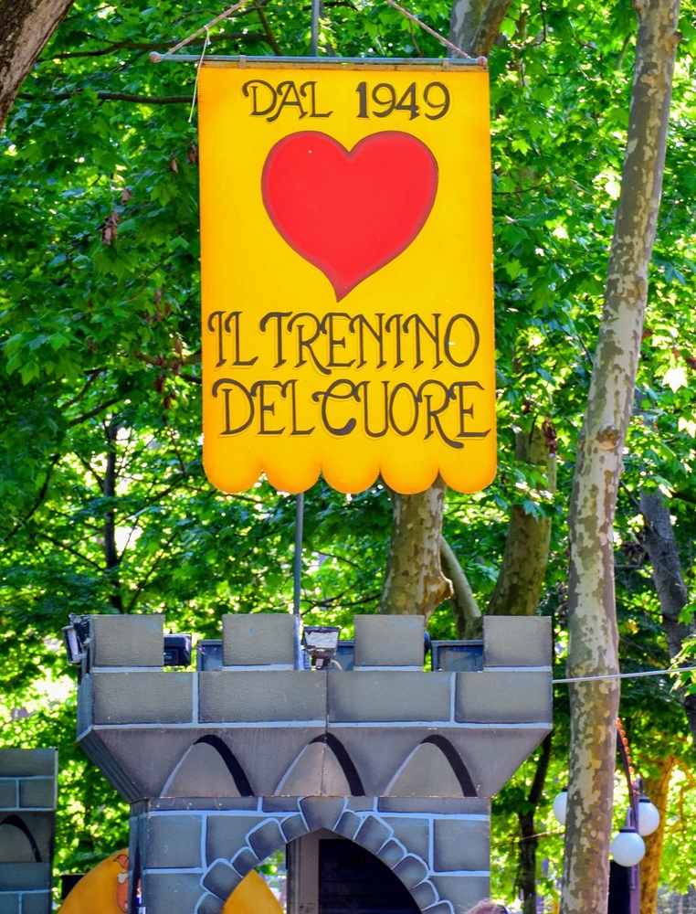 pineta di ponente trenino del cuore