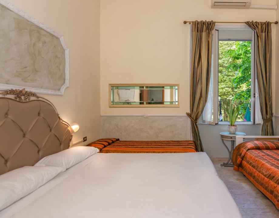 hoteltahiti it camere-viareggio 012