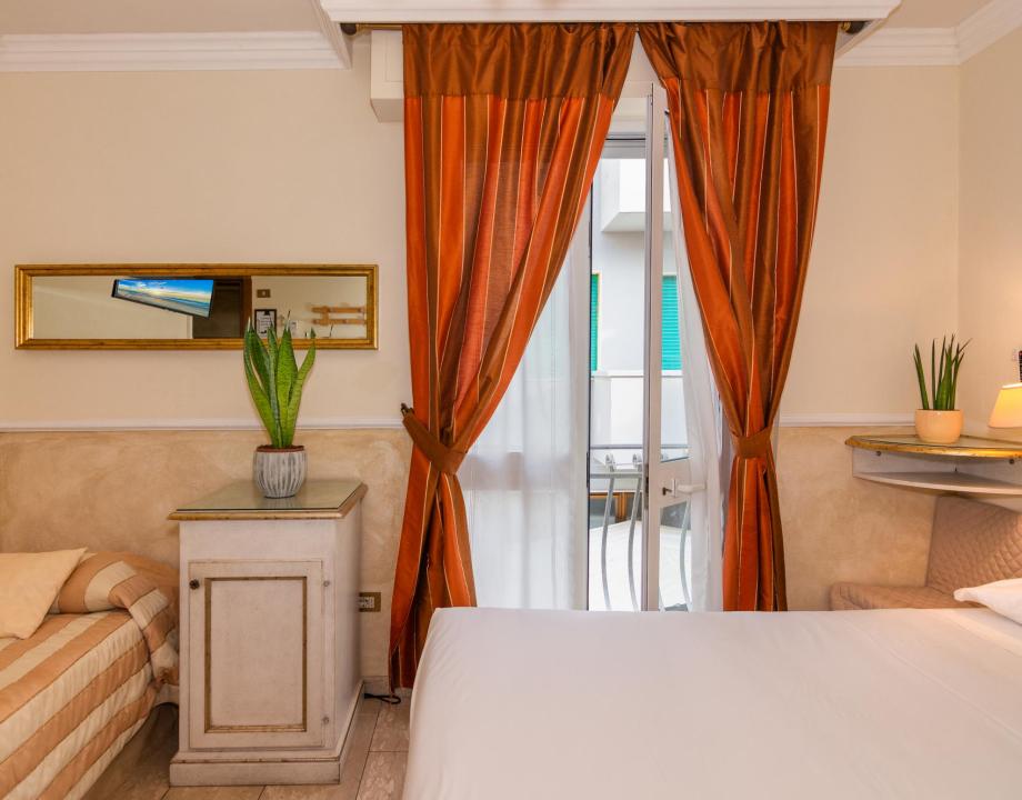 hoteltahiti it camere-viareggio 009