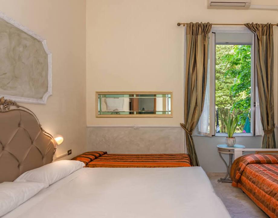 hoteltahiti it camere-viareggio 022