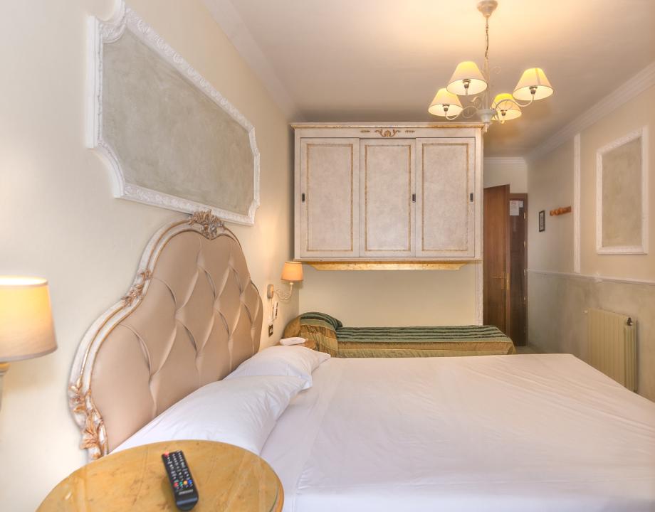 hoteltahiti it camere-viareggio 047
