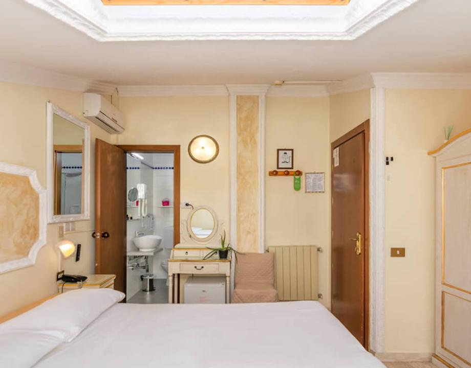 hoteltahiti it camere-viareggio 026